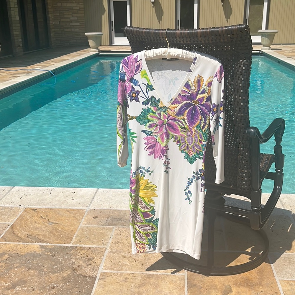 Beautiful lightweight long sleeve shirt dress